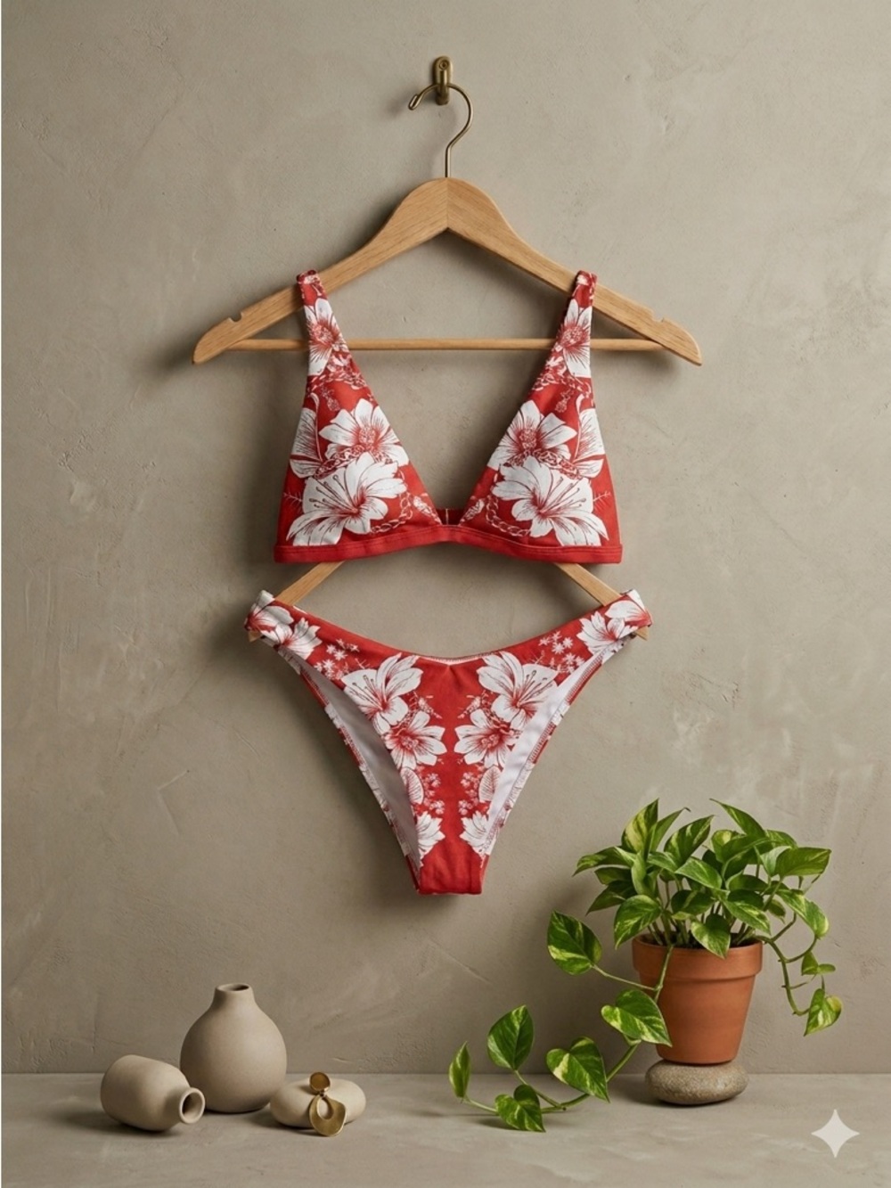 FARM Rio Floral Chains Triangle Bikini Set Red White Women's Medium NWT